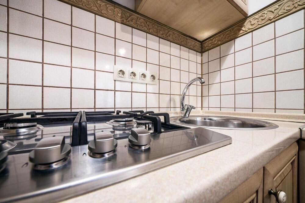 Vip Castle Apartmens Lviv Eksteriør billede